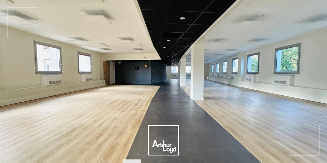 Bureaux - Location - VILLEURBANNE - 69100 - 210.22-515.22 - 7941028