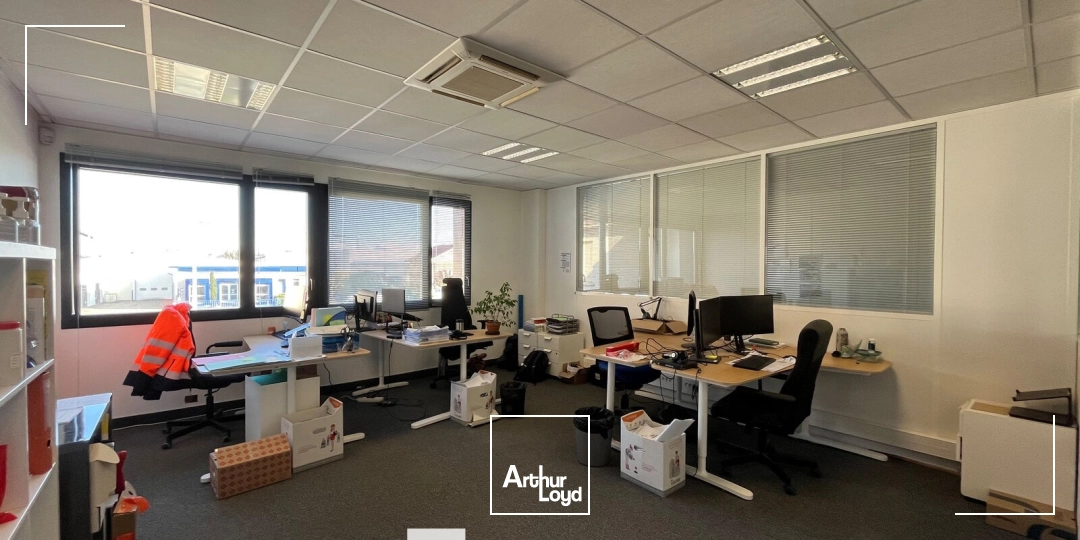 Locaux d'activité & Entrepôts - Location - VAULX EN VELIN - 69120 - 629-2909 - 7946634