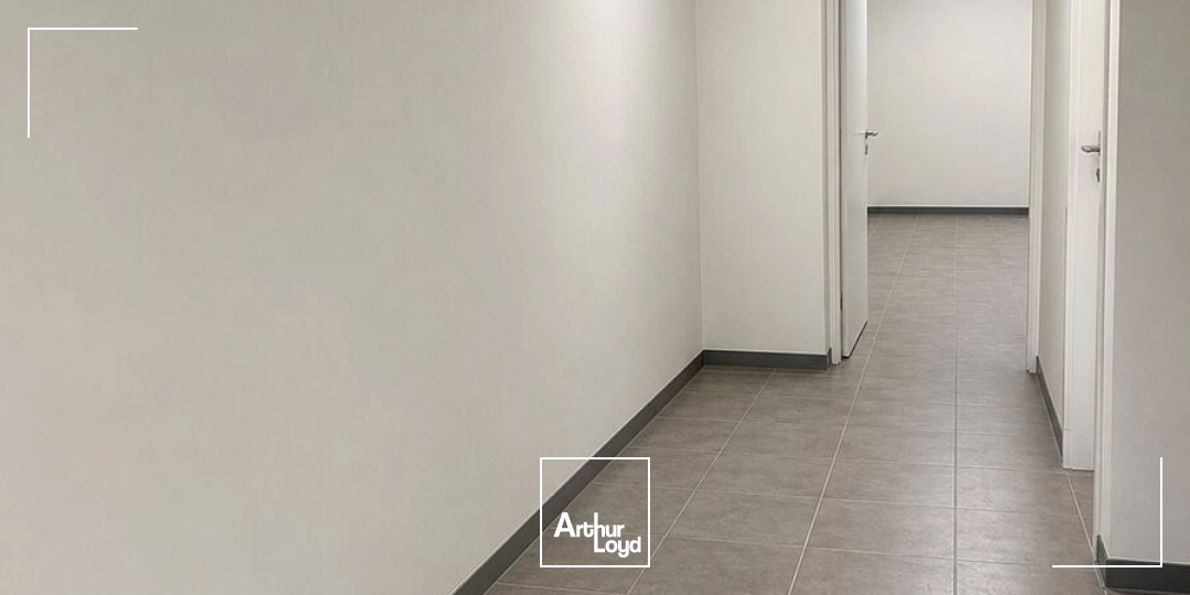 Locaux d'activité & Entrepôts - Location - BRINDAS - 69126 - 260-260 - 7946819