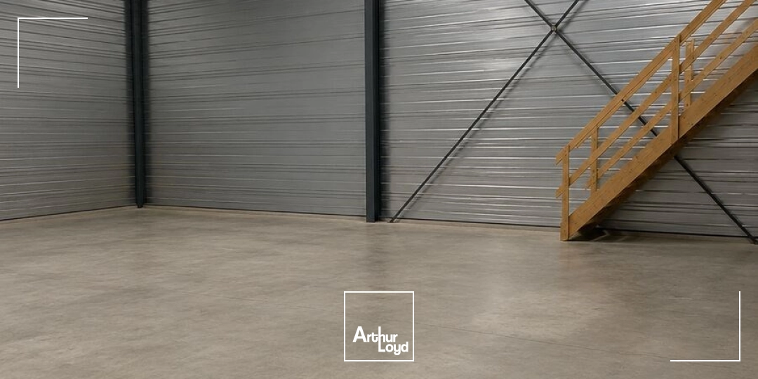 Locaux d'activité & Entrepôts - Location - BRINDAS - 69126 - 260-260 - 7946820