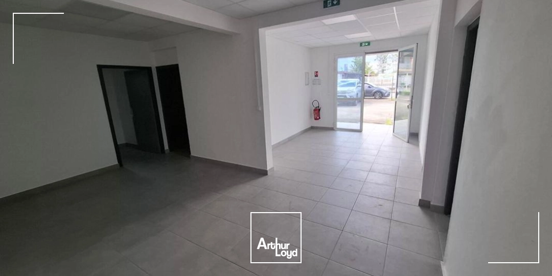Locaux commerciaux - Location - Cayenne - 97300 - 128-128 - 7969607
