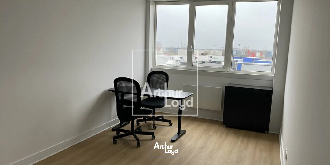 Bureaux - Location - MOISSY CRAMAYEL - 77550 - 51-268 - 8005730