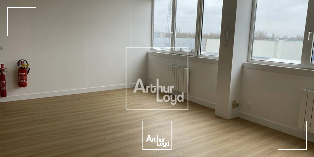 Bureaux - Location - MOISSY CRAMAYEL - 77550 - 51-268 - 8005732