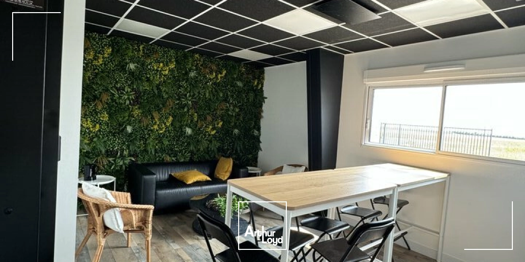 Locaux d'activité & Entrepôts - Vente - CHAURAY - 79180 - 295-295 - 8007976