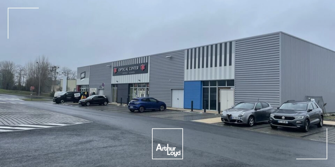 Locaux commerciaux - Location - AZAY-LE-BRÛLÉ - 79400 - 300-300 - 8008682