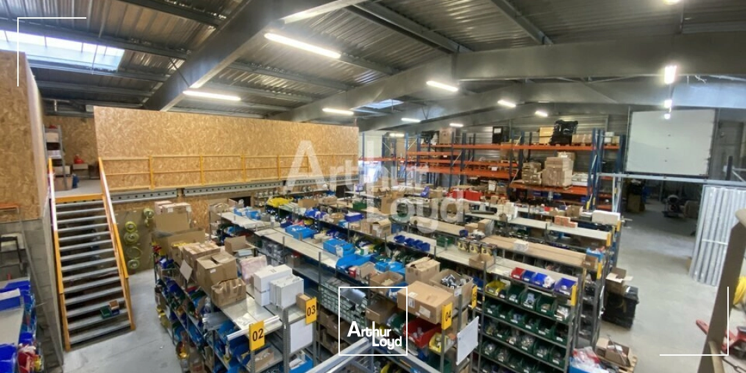 Locaux d'activité & Entrepôts - Vente - SAINT ETIENNE EN COGLES - 35460 - 1520-1520 - 8012965