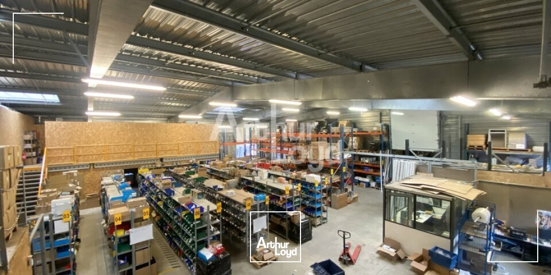 Locaux d'activité & Entrepôts - Vente - SAINT ETIENNE EN COGLES - 35460 - 1520-1520 - 8012966