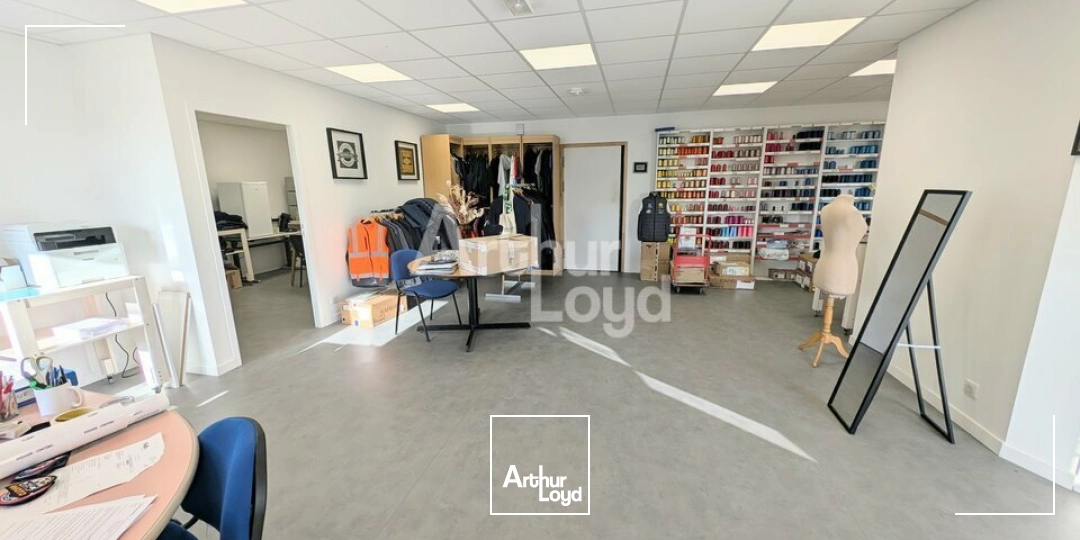 Locaux d'activité & Entrepôts - Location - VEZIN-LE-COQUET - 35132 - 190-190 - 8014501