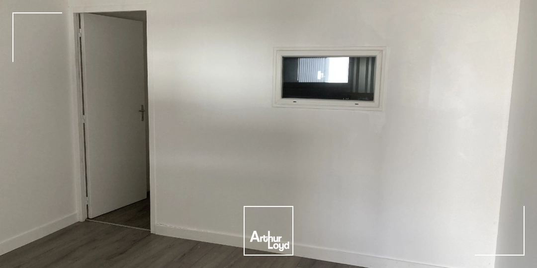 Locaux d'activité & Entrepôts - Location - PLEYBEN - 29190 - 30-320 - 8021531