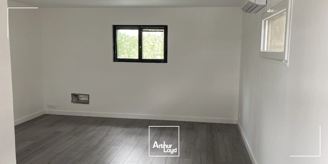 Locaux d'activité & Entrepôts - Location - PLEYBEN - 29190 - 30-320 - 8021525