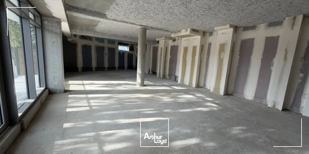 Locaux commerciaux - Location - BREST - 29200 - 93.15-235.3 - 8021696