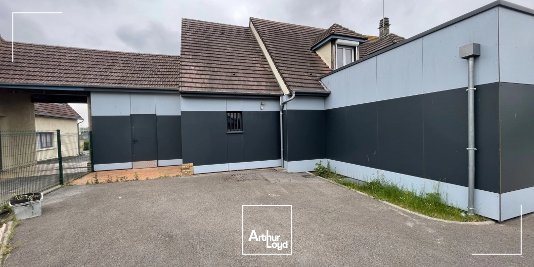 Locaux commerciaux - Location - BEAUVAIS - 60000 - 242-242 - 8023617