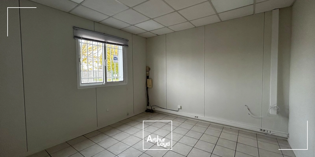 Locaux d'activité & Entrepôts - Location - BLANQUEFORT - 33290 - 240-240 - 8042639