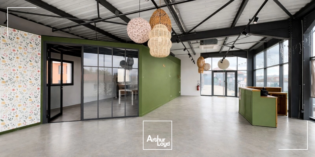 Locaux commerciaux - Location - VEAUCHE - 42340 - 132-132 - 8065624