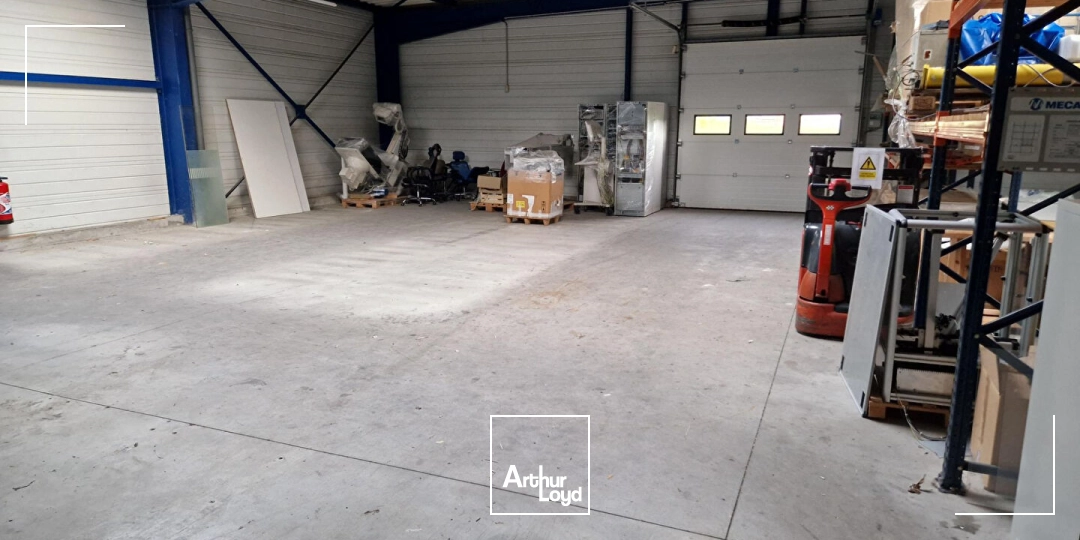 Locaux d'activité & Entrepôts - Location - LE PALAIS SUR VIENNE - 87410 - 530-530 - 8067467