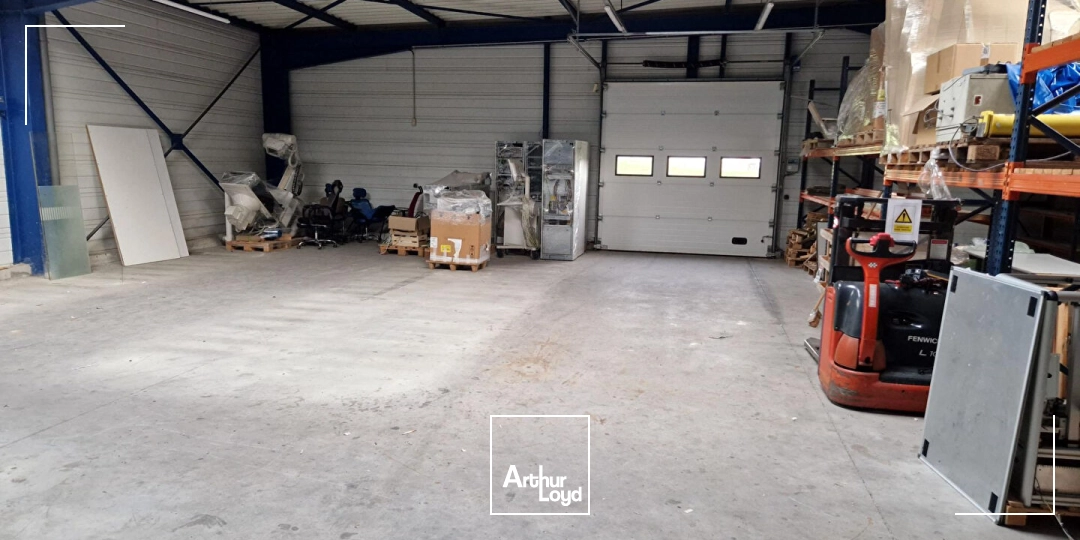 Locaux d'activité & Entrepôts - Location - LE PALAIS SUR VIENNE - 87410 - 530-530 - 8067468