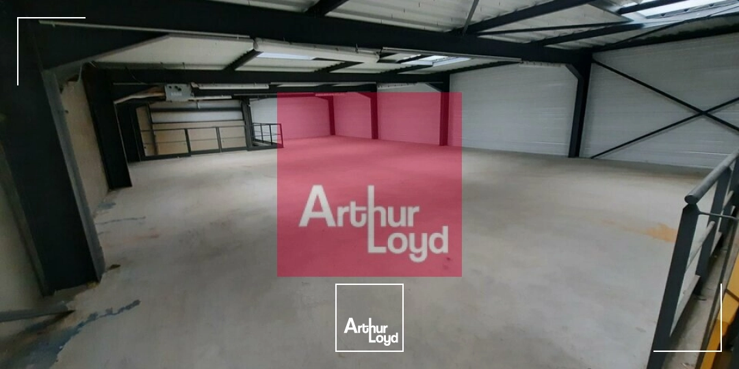 Locaux d'activité & Entrepôts - Location - ROMAGNAT - 63540 - 775-775 - 6458322