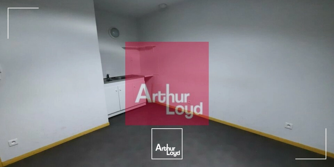 Locaux d'activité & Entrepôts - Location - ROMAGNAT - 63540 - 775-775 - 6458317