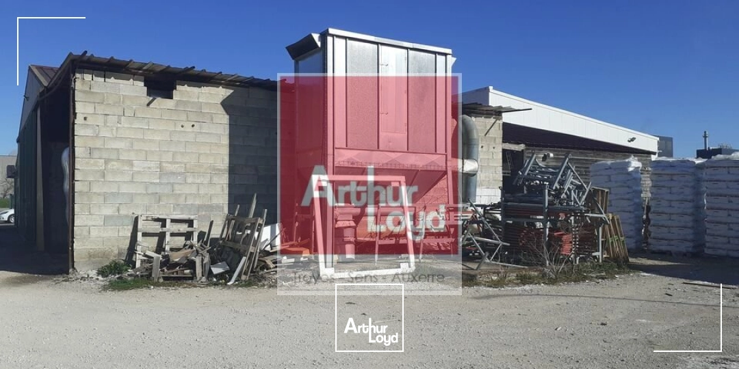 Locaux d'activité & Entrepôts - Location - LA CHAPELLE-SAINT-LUC - 10600 - 302-302 - 7025509