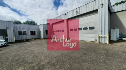 RIOM A VENDRE LOCAL ACTIVITE 965 M² - PARCELLE 7300 M² - Offre immobilière - Arthur Loyd