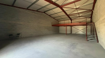 À LOUER  LOCAL D'ACTIVITÉ NEUF  AIZENAY - Offre immobilière - Arthur Loyd