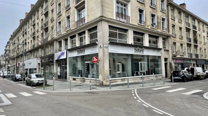Locaux commerciaux à vendre à ROUEN 76000 - Offre immobilière - Arthur Loyd