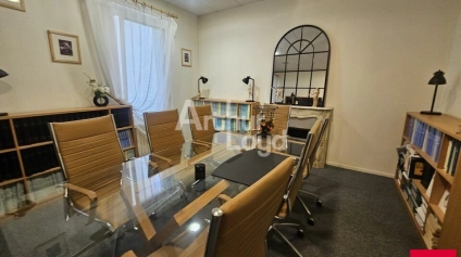 Angers hypercentre bureaux de 115 m² à louer, idéal professions libérales - Offre immobilière - Arthur Loyd