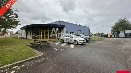 ST JEAN SUR VILAINE - LOCAL D'ACTIVITE A LOUER - 755 M² - Offre immobilière - Arthur Loyd