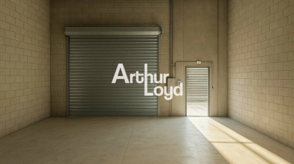Entrepôt à louer Villeneuve Loubet - Offre immobilière - Arthur Loyd