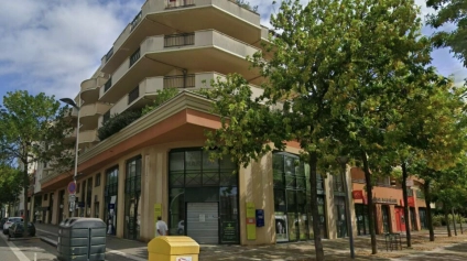 À LOUER  LOCAL COMMERCIAL  VALENCE - Offre immobilière - Arthur Loyd