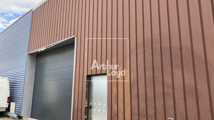 MOISSY CRAMAYEL LOCAL A VENDRE - Offre immobilière - Arthur Loyd