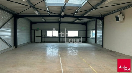 VENDÔME - LOCATION LOCAL D'ACTIVITÉ DE 488 M² - ZONE INDUSTRIELLE - Offre immobilière - Arthur Loyd