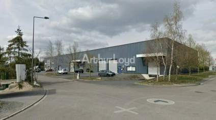 A louer - Entrepôt de 1240m2 avec bureaux secteur FARMAN Reims - Offre immobilière - Arthur Loyd