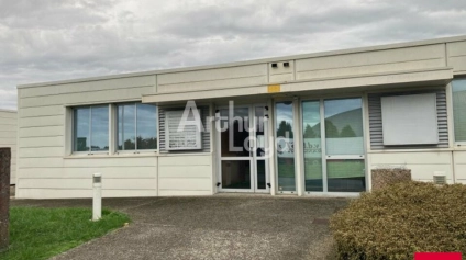 CHATEAUROUX DEOLS ZIAP - A LOUER ESPACE DE BUREAUX - 185 m² - Offre immobilière - Arthur Loyd