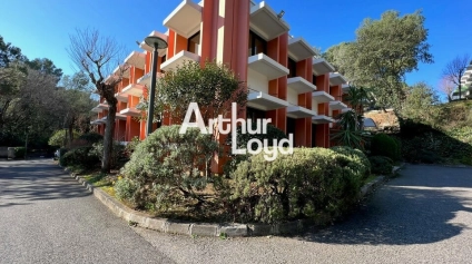 Bureaux à louer 110.11 m² Sophia Antipolis - Environnement paysager - Offre immobilière - Arthur Loyd