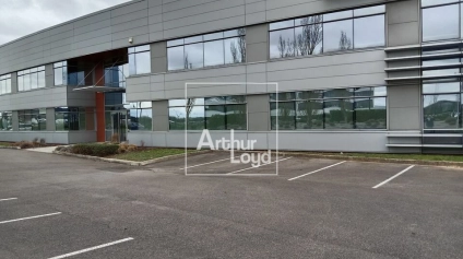 CELLULE LOGISTIQUE A LOUER LIEUSAINT - Offre immobilière - Arthur Loyd