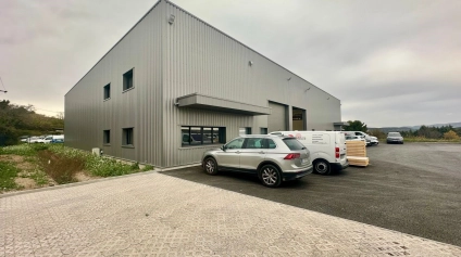 Locaux d'activités à LOUER sur la ZI AVON à GARDANNE - Offre immobilière - Arthur Loyd