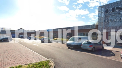 Local commercial à louer au coeur d'un retail park dynamique à Valenciennes - Visibilité et accessibilité optimales - Offre immobilière - Arthur Loyd