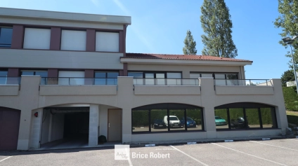 Location Bureaux avec stockage léger - Calme- Dardilly - Au coeur de la TECHLID - Offre immobilière - Arthur Loyd