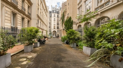 ESPACE MONTHIERS - Offre immobilière - Arthur Loyd