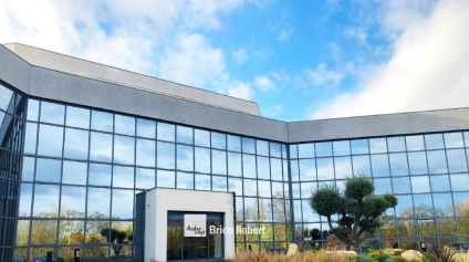 A vendre ou à louer - NEPTUNE PARK - Bureaux lumineux - Dardilly - Offre immobilière - Arthur Loyd