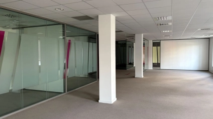 BUREAUX A LOUER - BOUCHAYER VIALLET - Offre immobilière - Arthur Loyd