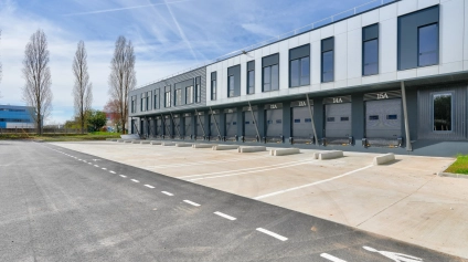 Entrepôts à louer à TRAPPES 78190 - Offre immobilière - Arthur Loyd