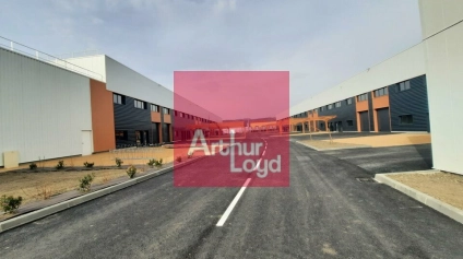 CLERMONT-FERRAND ZONE DES GRAVANCHES A LOUER LOCAL ACTIVITE 571 M² - PROGRAMME NEUF - - Offre immobilière - Arthur Loyd