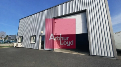 PONT DU CHATEAU A LOUER LOCAL ACTIVITE 250 M² - Bâtiment indépendant - Offre immobilière - Arthur Loyd