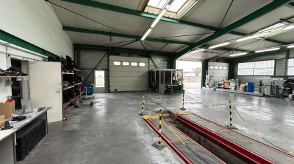 Locaux d'activités et bureaux à la location divisibles par lots - 867m2 - PERPIGNAN - Offre immobilière - Arthur Loyd