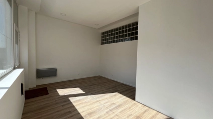 A LOUER - BUREAUX - 20 M2 - SAINT-QUENTIN - Offre immobilière - Arthur Loyd