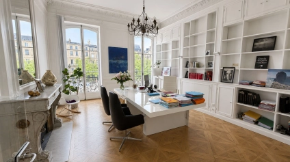 Bureaux à louer à Bordeaux centre avec cachet ancien et grande visibilité - Offre immobilière - Arthur Loyd