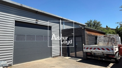 LOCAL D'ACTIVITÉ À LOUER - 304 m² - TOULOUSE SUD-OUEST - STOCKAGE & BUREAUX - PARKING CLOS - Offre immobilière - Arthur Loyd