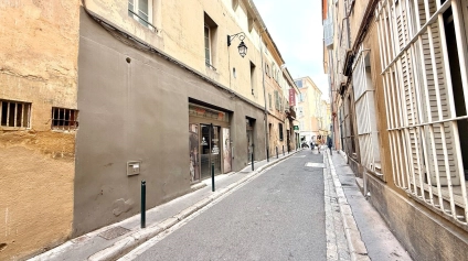 À louer - Un immeuble de caractère au coeur d'Aix-en-Provence - Offre immobilière - Arthur Loyd